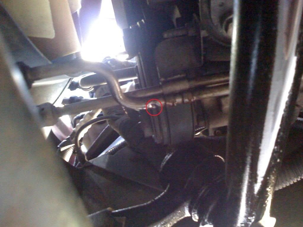 2000 Ford excursion transmission leak
