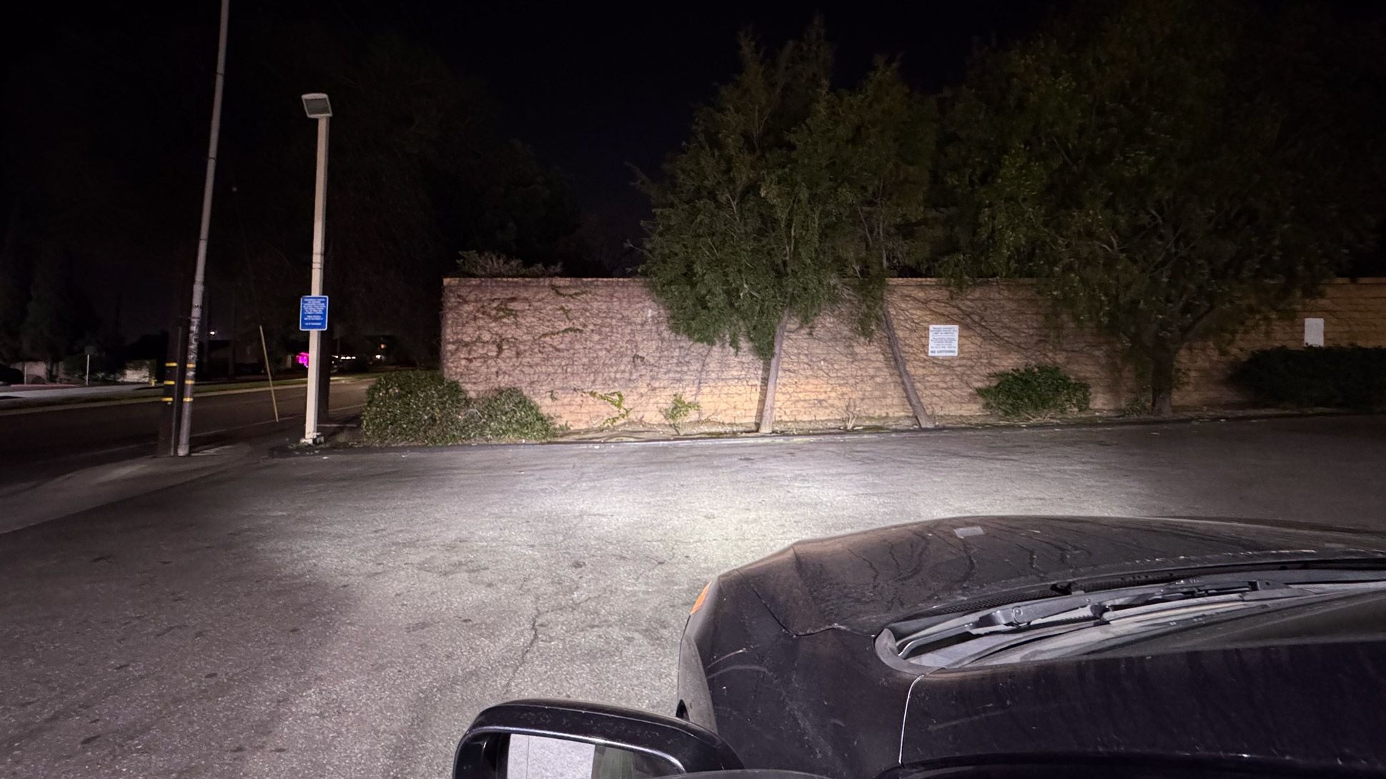 Stock housings, fuzy beam with no cutoff. SL2 Pro fogs putting in work though!