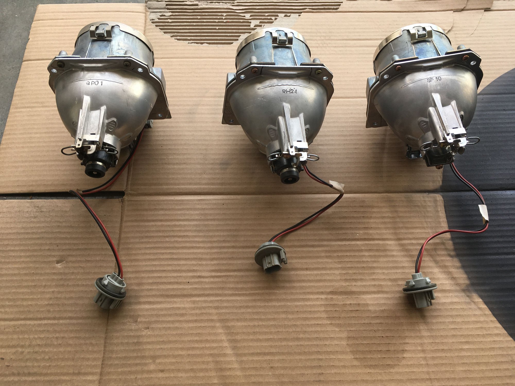 Lights - FS: 1g tsx complete headlights and 3g tl projectors - Used - All Years Acura All Models - Victorville, CA 92395, United States