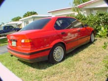 1995 BMW 318i.