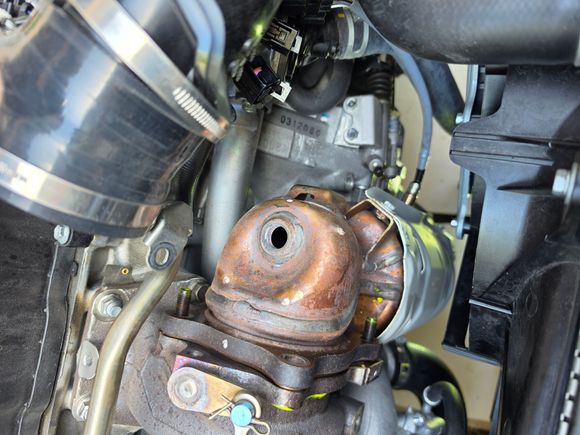 Original stock downpipe installed to turbo