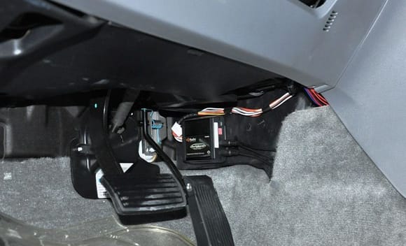 Peripheral Electronics PXAMG iSimple Media Gateway mounted in the driver footwell. Perfect location.