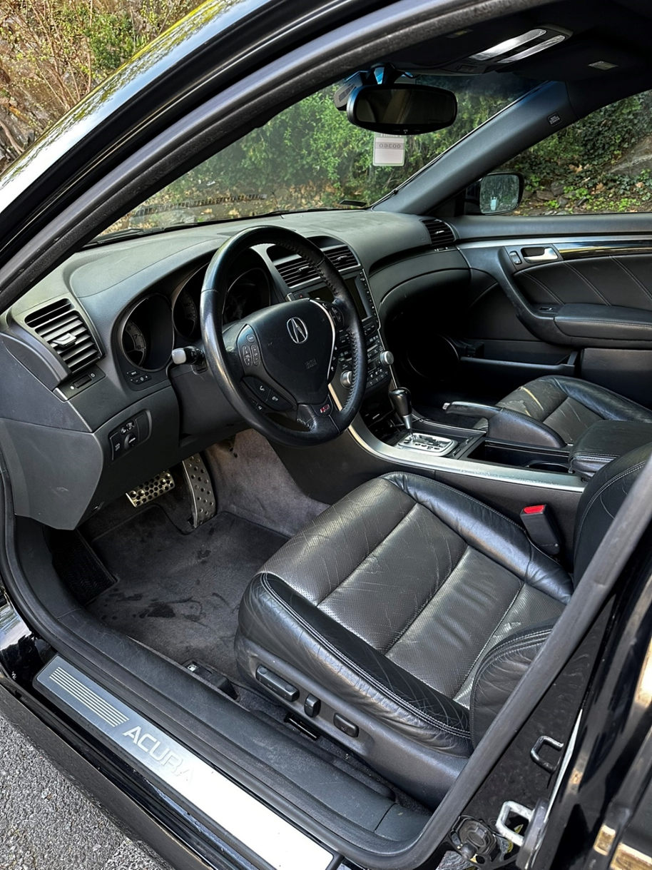 2008 Acura TL - 2008 TL-S, Type S, Nighthawk Black Pearl, Automatic - Used - VIN 19UUA76598A022550 - 117,000 Miles - 6 cyl - 2WD - Automatic - Sedan - Black - New York, NY 10038, United States