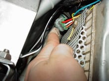 connect the green tach input to the black wire with a yellow stripe on it.                                                                                                                              