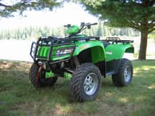 Here's my new arctic cat 700 EFI..This thing is huge!                                                                                                                                                   