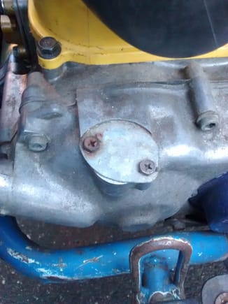 Oil injection pump removed?