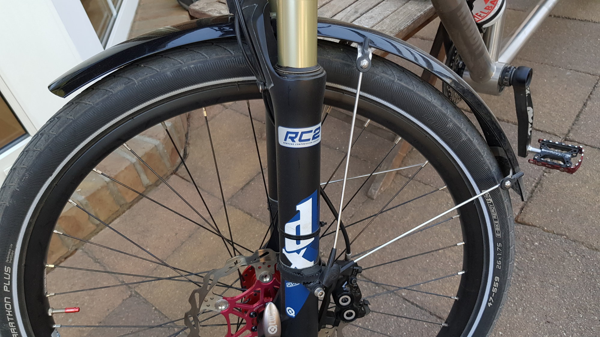 suspension fork mudguard mounts