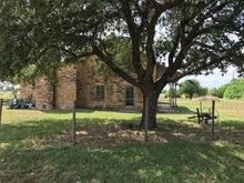 1840s era house built by the original German settlers. Pretty cool... 