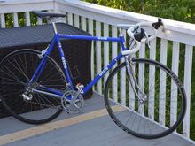 This Gios from 1996 also has that half-lug, as well as the classic blue color. However, unlikely to be it.