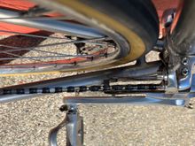 Chain stays.
.