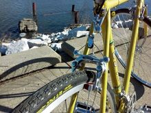 Brakes - Dia Compe Gran-Compe GC610 Center Pulls using their model 1243 straddle cable bridges.

The Gran Compe is a higher quality finish version of the famous model 610 brake calipers.   The 610's were originally furnished on this model year.