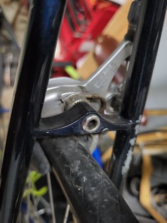 Photo of brake bridge incase that helps twig someone's memory.
