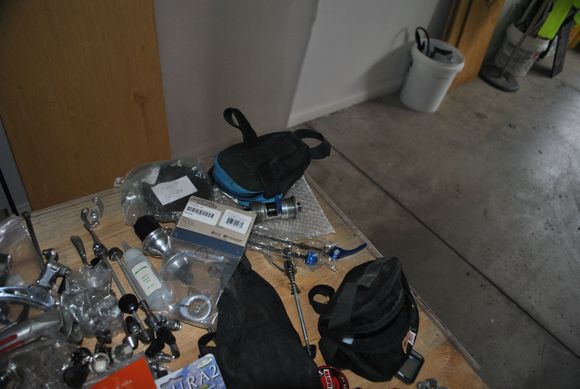 CampI hub, HS cable hanger