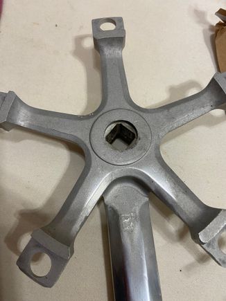 It's kinda weird the back of the spider isn't polished.