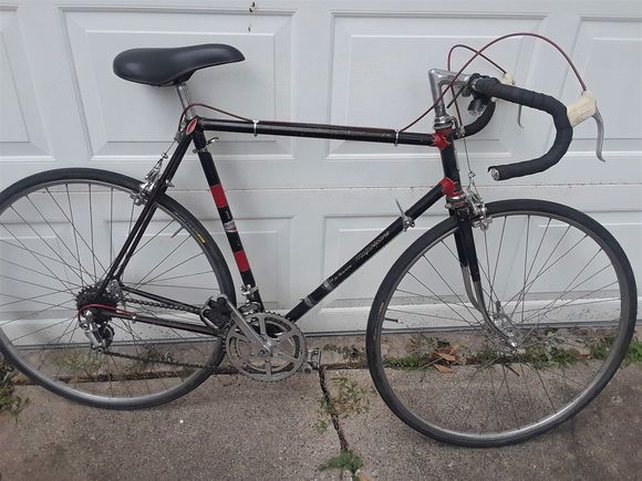 1973 Motobecane Grand Record missing original saddle and pedals