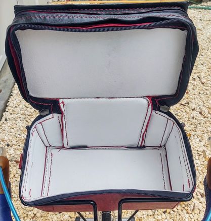 I linned the interior with white leather.