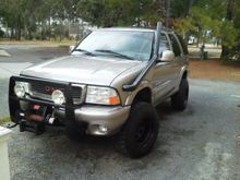 Garage - zombie response vehicle