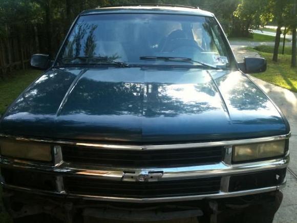 See the front bumper in the back?