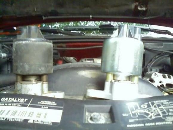 New and old EGR valves