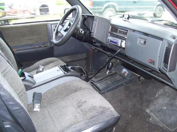 glove box hanging in there :P