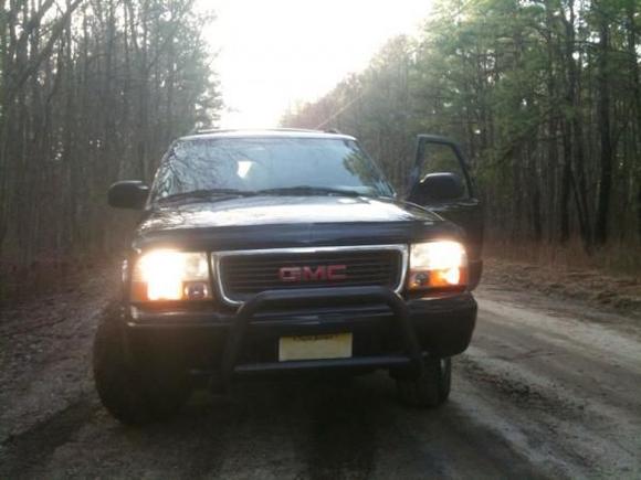 2002 GMC Sonoma ZR5 on the Trail