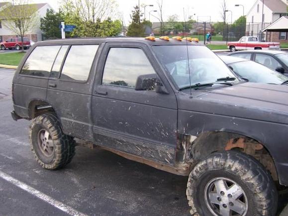 Freshly chopped fenders.... they were rusted out anyways