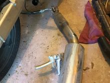 Broken stock exhaust with O2 hanging
