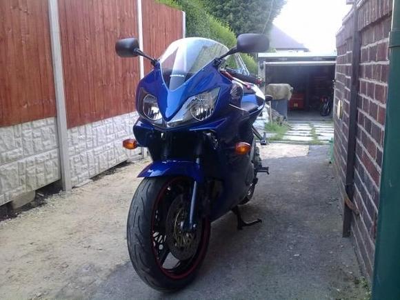 f4i front fairing