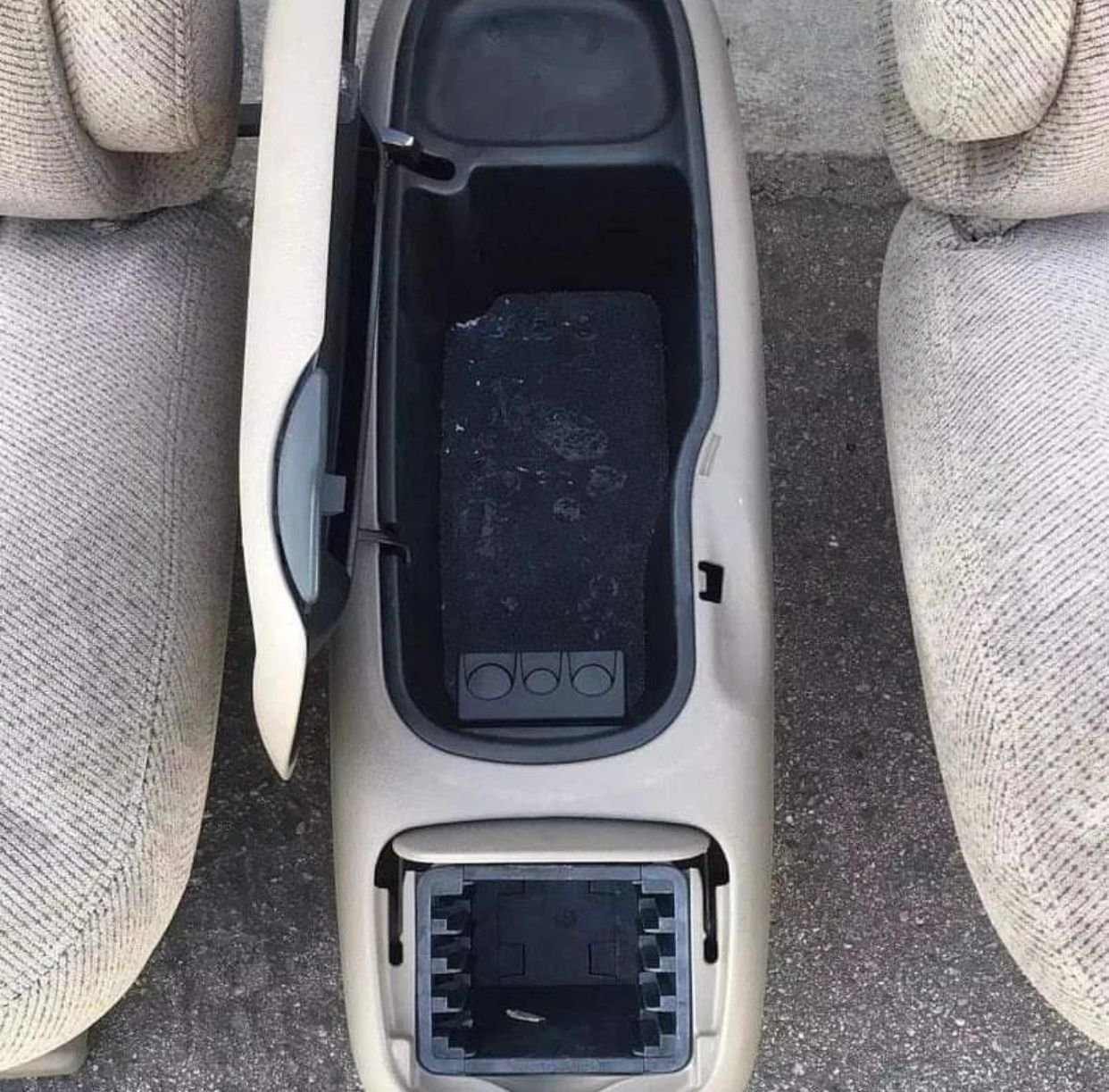 Interior/Upholstery - 95-99 Chevy GMC Bucket seats - Used - 1995 to 1999 Chevrolet All Models - Denver, CO 80235, United States