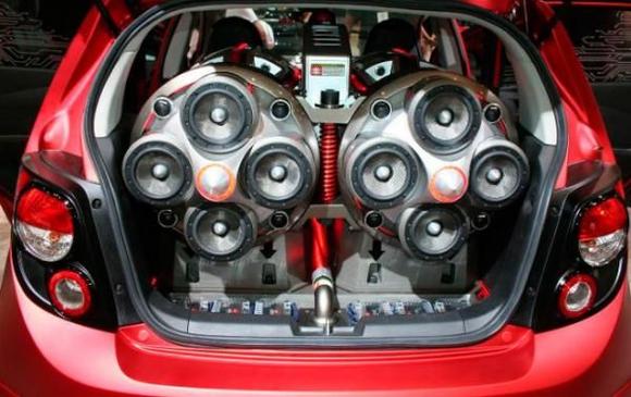 2013 chevrolet sonic RS modifications boom concept sema show ..source.. http://www.modificationcars.com/2013-chevrolet-sonic-rs-modifications.html/2013-chevrolet-sonic-rs-modifications-boom-concept-sema-show
