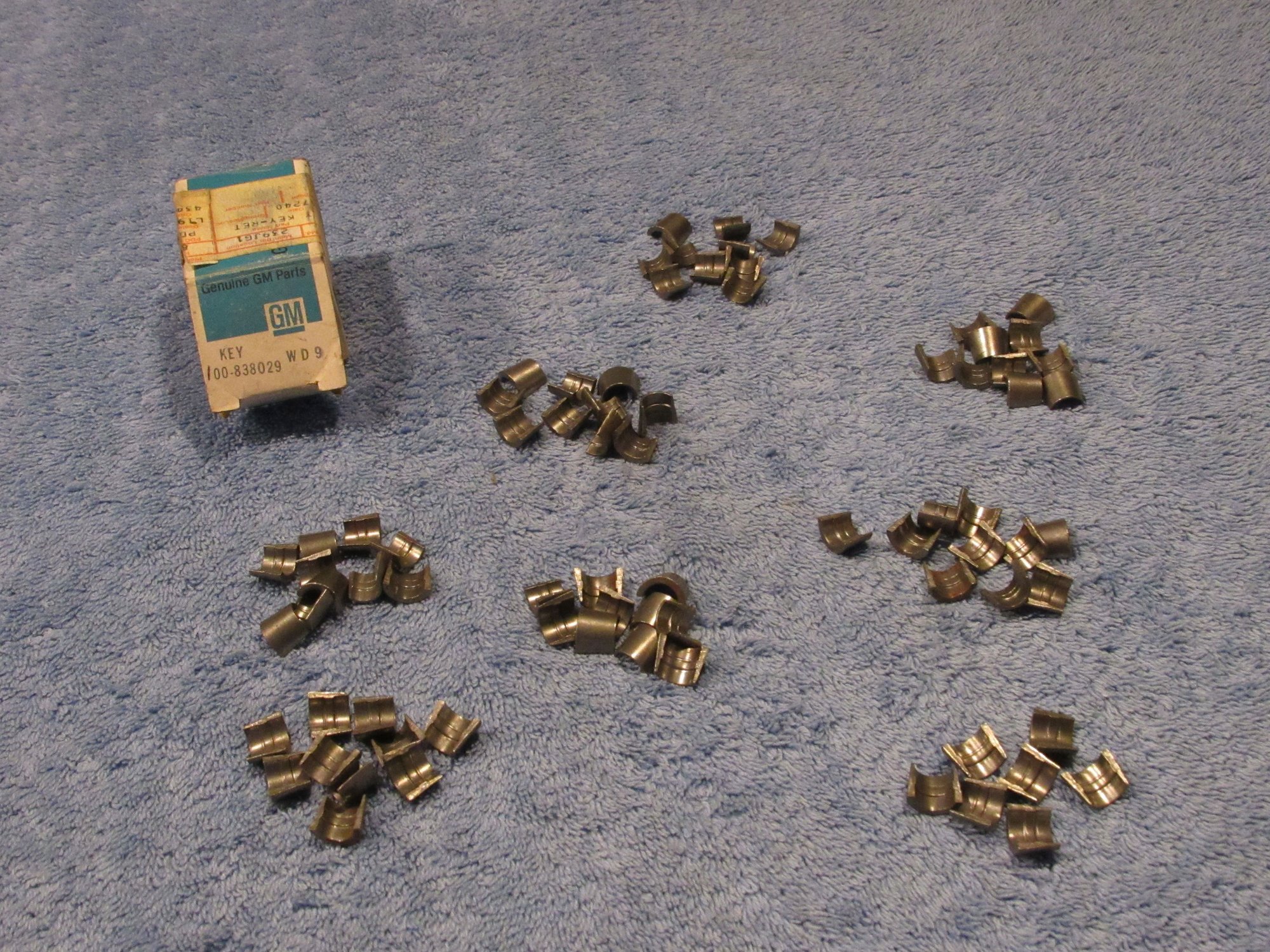 NOS Valve Stem Keepers Olds V8 Cutlass 442 Hurst