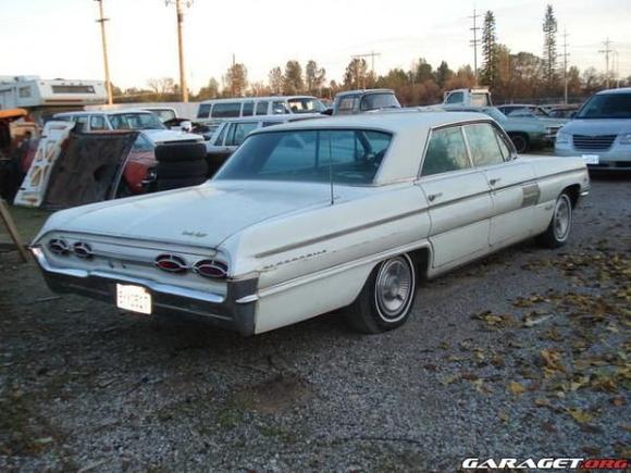 My 1962 98 4d Hardtop when I bought it in Redding, Ca in December 2009.