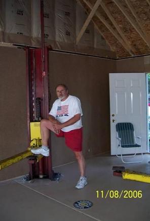 The work stall of the Yaros Car Barn