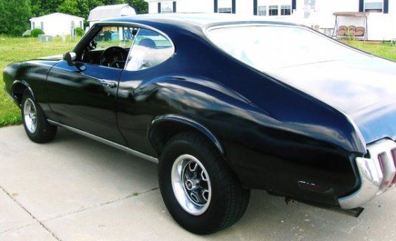 My 72 cutlass S the day we brought her home.. and yes thats a 70 rear bumper