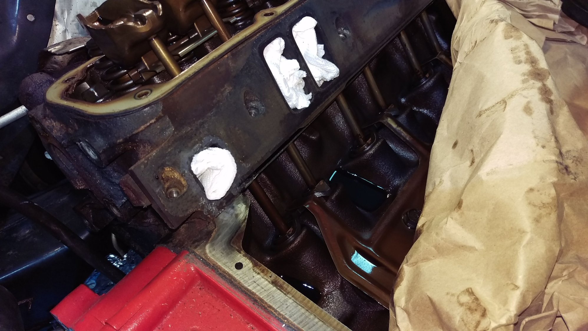 Magnum 5.9 Cylinder Heads Down to the Removal Part Any Tips Advice