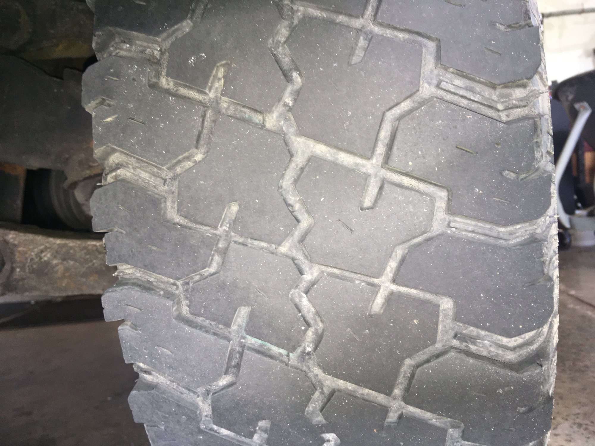 T/S lift causing tire wear?