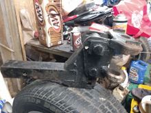 Sideview of the "Hitch" adapter thing