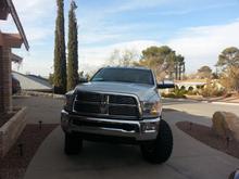 5" lift 37"x13.5"x18" 10"rim