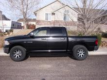 2009 Ram 1500 Laramie Crew Cab 4x4;  2&quot; suspension lift / 35&quot; Toyo Open Country MT