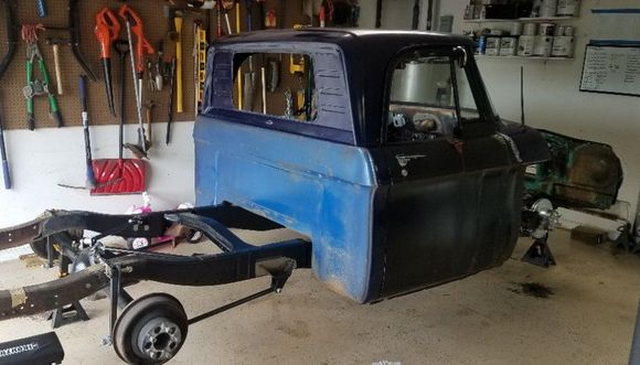 Here you can see the spacers. Also the upper rear shock mounts are temporarily tacked in. Ill finish all this soon.