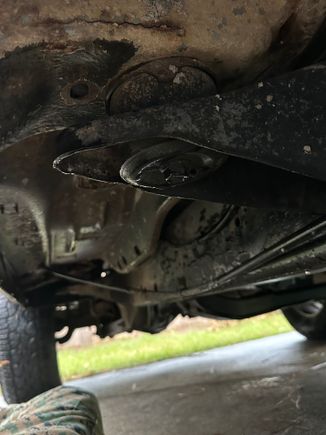 Drivers side mid cab mount 