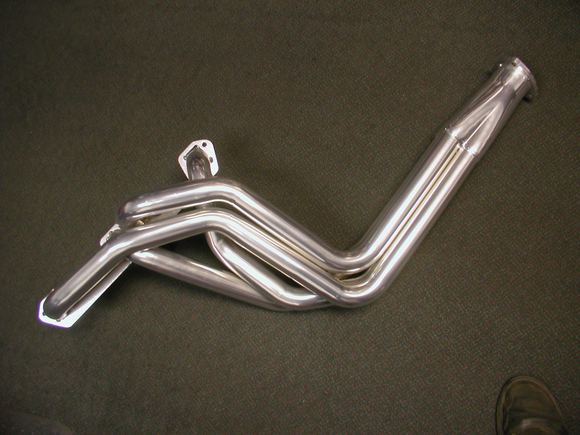 1 3/4" x 3", gaskets, header bolts, adapter reducers included