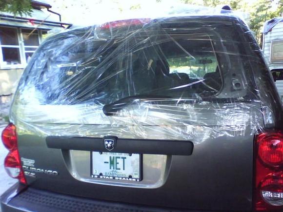 My 2007 Durango w/ freshly Busted Rear Window - Didn't see that tree branch !