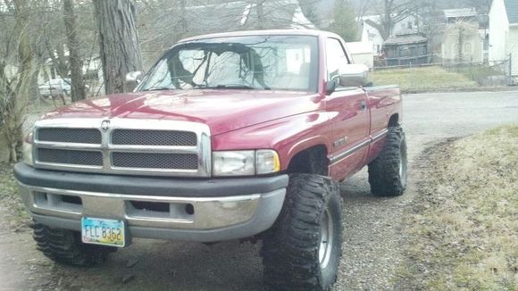 with the 35 inch tires without the lift