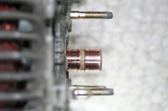 rotor shaft, getting close for a replacement..I used emery paper to clean up the contact areas