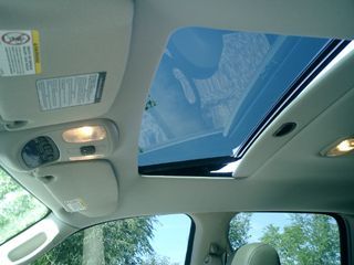 2004 Dodge Ram 2500 Quad Cab 4x4 with aftermarket  power sunroof.