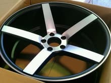 New shoes for the G...Vossen CV3's staggered 20's