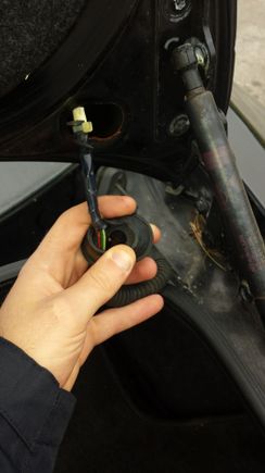 My trunk didn't work this morning.Took about 2 minutes to figure out why.