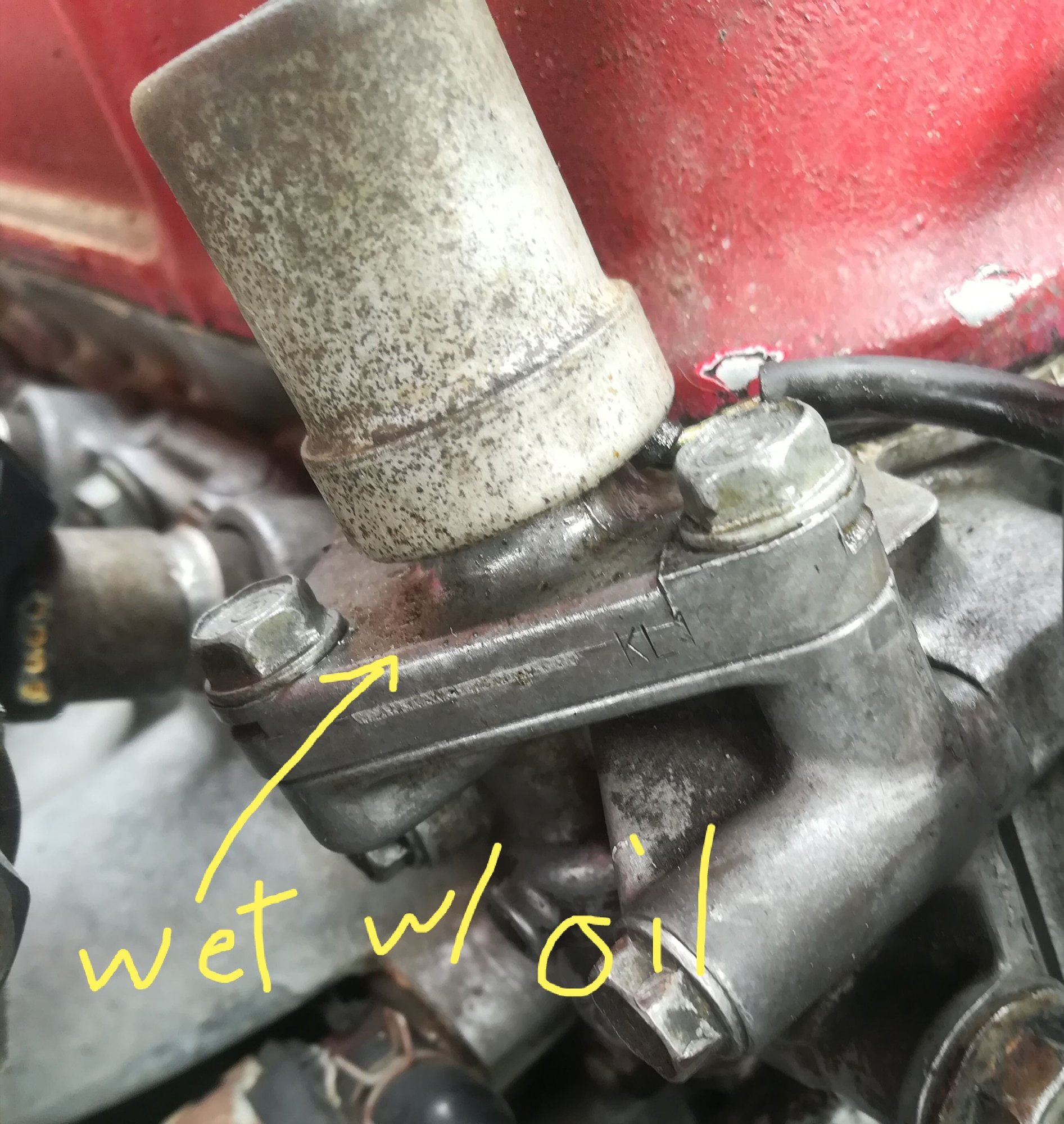Oil leak in vtec solenoid coming from the wire? any fix? HondaTech