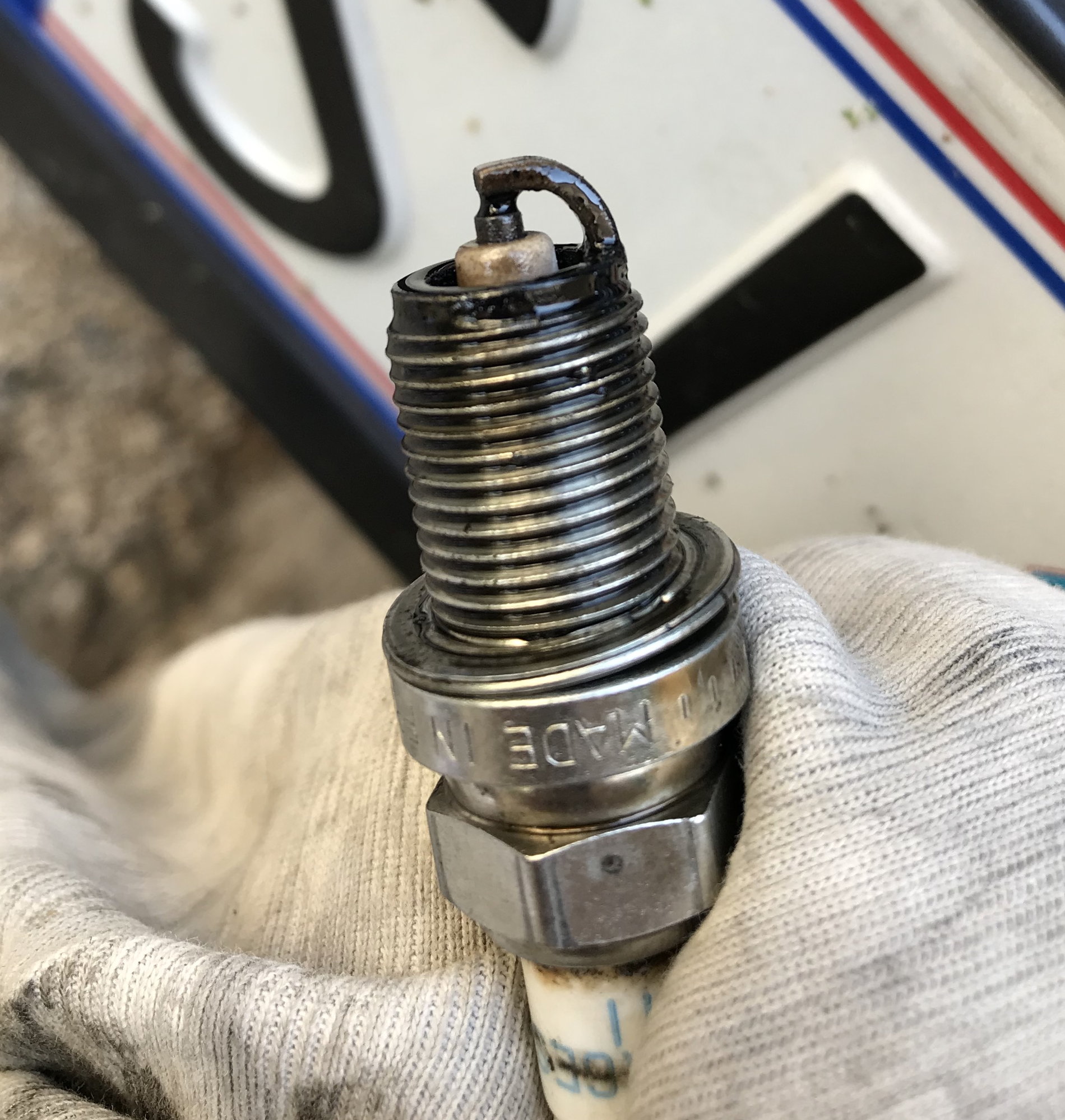 Wet spark plug HondaTech Honda Forum Discussion